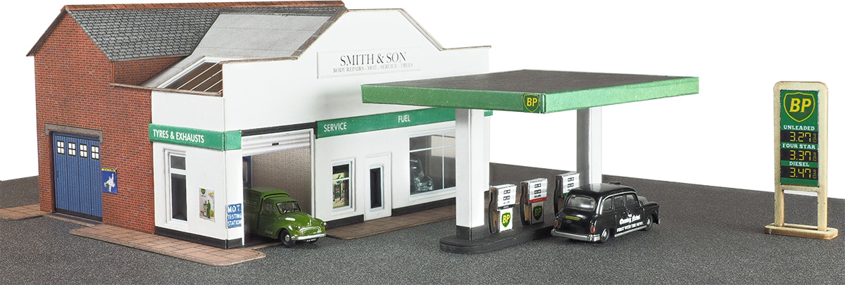 00 scale Kingsway Main Dealer Garage & petrol station Kit build service. 