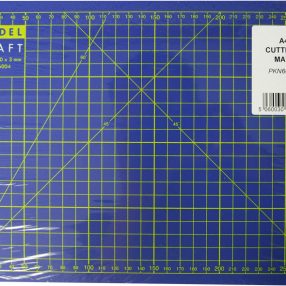 T01 A4 Cutting Mat (Colour may vary)